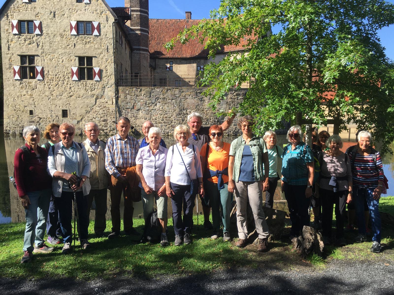 2025 09 19 SNC Burgenwanderung LH c